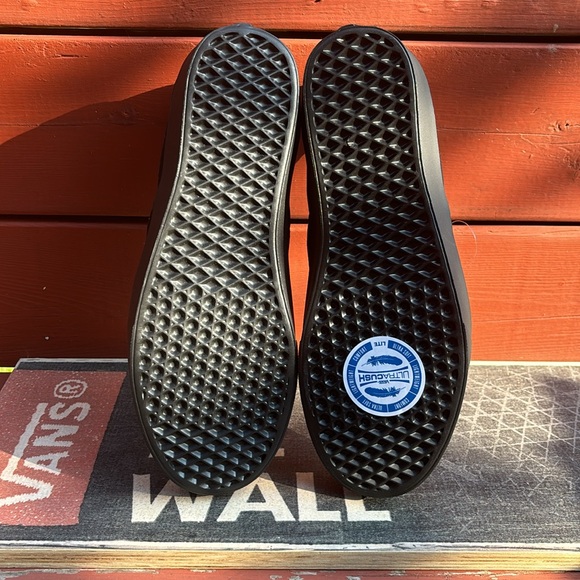 Vans Men's Slip-On Lite+ (Canvas)Black/Black - Picture 6 of 7